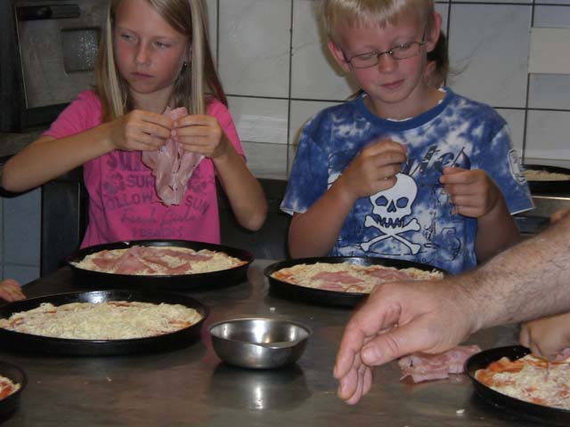 pizzabacken1klasse2007(10)